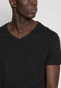 Pier One5 PACK - T-shirt - Bas - White/blue/black -Macys Butik 04339dc8a41b4f87892bcf5988fa14bc