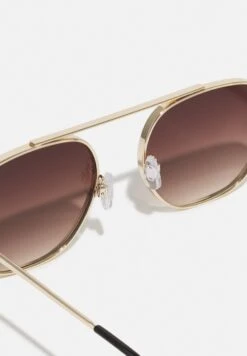 Pier OneWITH CHAIN SET UNISEX - Solglasögon - Brown -Macys Butik 17dec482534c48438c04a585cec7ab57