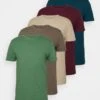 Pier One5 PACK - T-shirt - Bas - Green/beige/khaki -Macys Butik 1e3fbf865ab147a9aa190c3e7c164f91