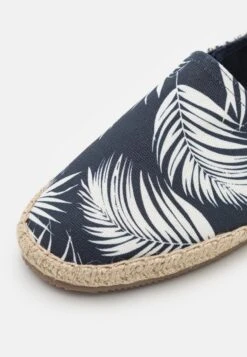 Pier OneUNISEX - Espadrillos - Dark Blue 13 Pier OneUNISEX - Espadrillos - Dark Blue -Macys Butik 2434d4031c89494b93e7b492169b9010