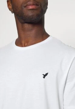 Pier One5 PACK - T-shirt - Bas - White/blue/stone -Macys Butik 5838dd46526247959db36fa669d89e4b