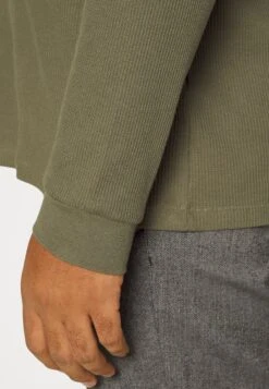 Pier OneLångärmad Tröja - Olive -Macys Butik 612d7def041345c5919aa60fd72cef62