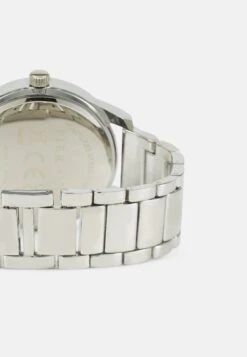 Pier OneSET - Klocka - Silver-coloured -Macys Butik 72bbbb99430d4d8cb8ab6ed38164cad1