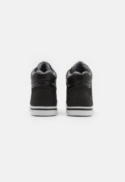 Pier OneUNISEX - Höga Sneakers - Black -Macys Butik a606d8d6e21b4c43aae0e71deb68fd51
