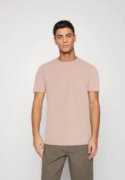 Pier One7 PACK - T-shirt - Bas - Red/silver/royal Blue -Macys Butik af65b59508ff47fda4b274cde1525307