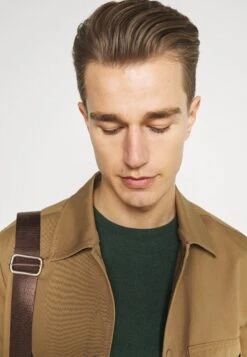 Pier OneBASIC CREWNECK - Stickad Tröja - Mottled Dark Green -Macys Butik c4a75157027844b18a449c0bf30f39e5