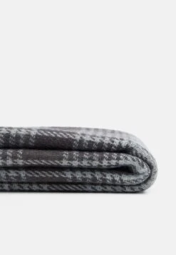 Pier OneHalsduk - 102 - Grey_001 - White 8 Pier OneHalsduk - 102 - Grey_001 - White -Macys Butik cf278b74e9f044c0843555c2efe5fa11