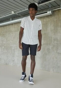 Pier One2 PACK - Skjorta - Black/white