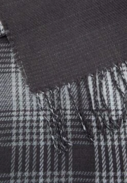 Pier OneHalsduk - 102 - Grey_001 - White 9 Pier OneHalsduk - 102 - Grey_001 - White -Macys Butik de25889e3ab24abdba927bc914adc170