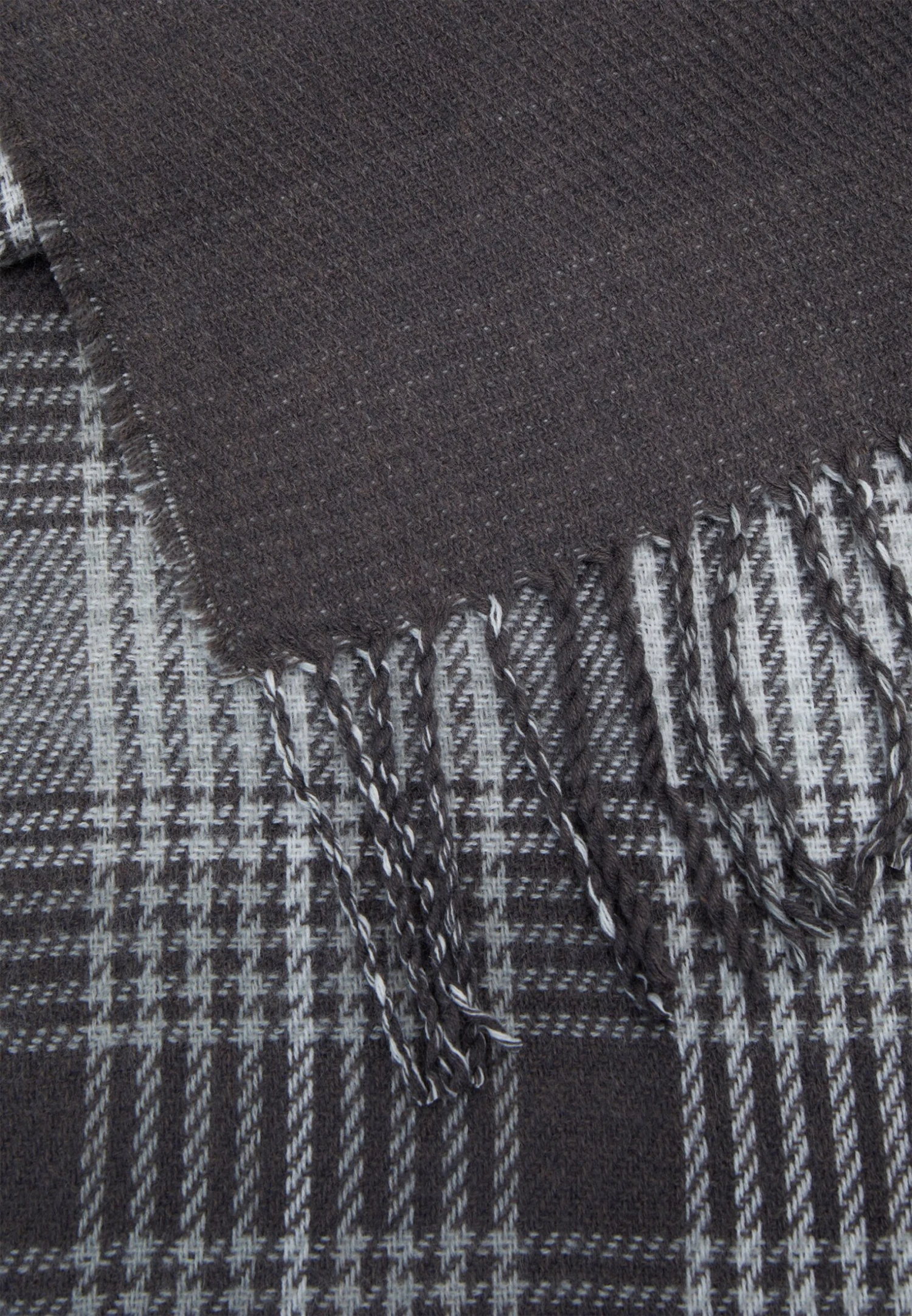 Pier OneHalsduk - 102 - Grey_001 - White 6 Pier OneHalsduk - 102 - Grey_001 - White - Bild 4