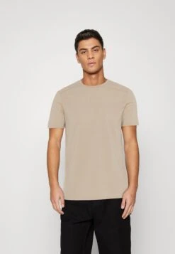 Pier One7 PACK - T-shirt - Bas - Red/silver/royal Blue -Macys Butik fe39ae75b633479faee55da599b1d865